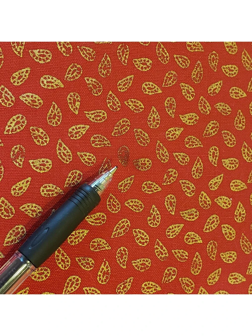 Pier 1 Placemats Red Gold Leaf Set of 5 Cotton Table Decor